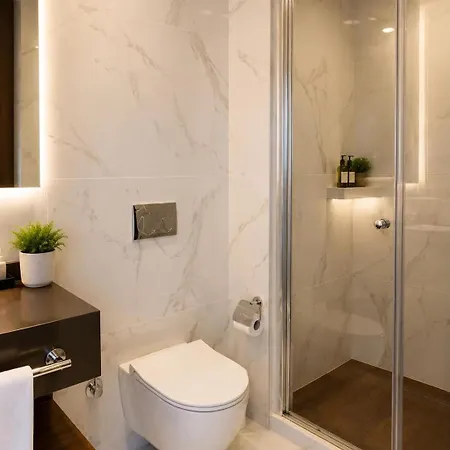 Grand Sapphire B 1 Bedroom Apartman